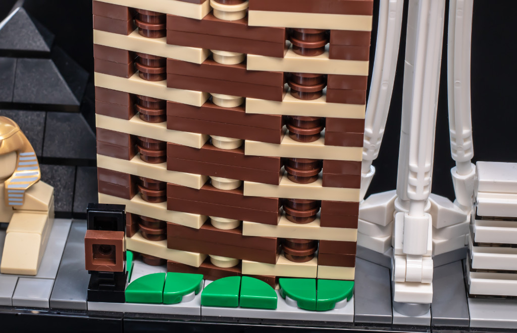LEGO Architecture Las Vegas (21047), Read more here: www.th…