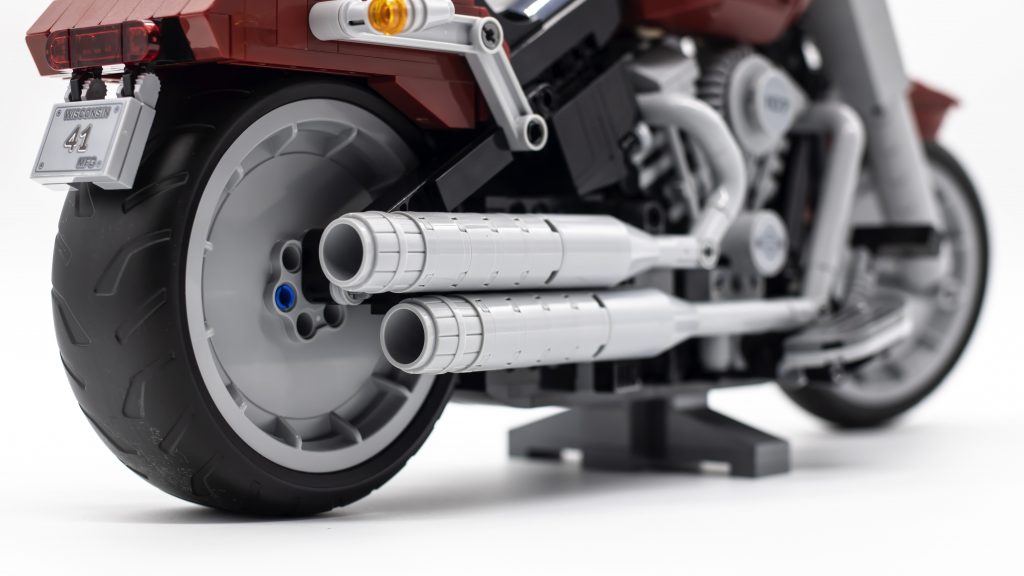 Review: LEGO 10269 Harley-Davidson Fat Boy - Jay's Brick Blog