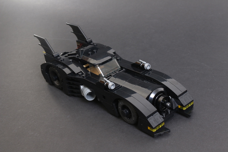 Lego's 3,300-piece Tim Burton Batman Batmobile would impress Bruce Wayne -  CNET
