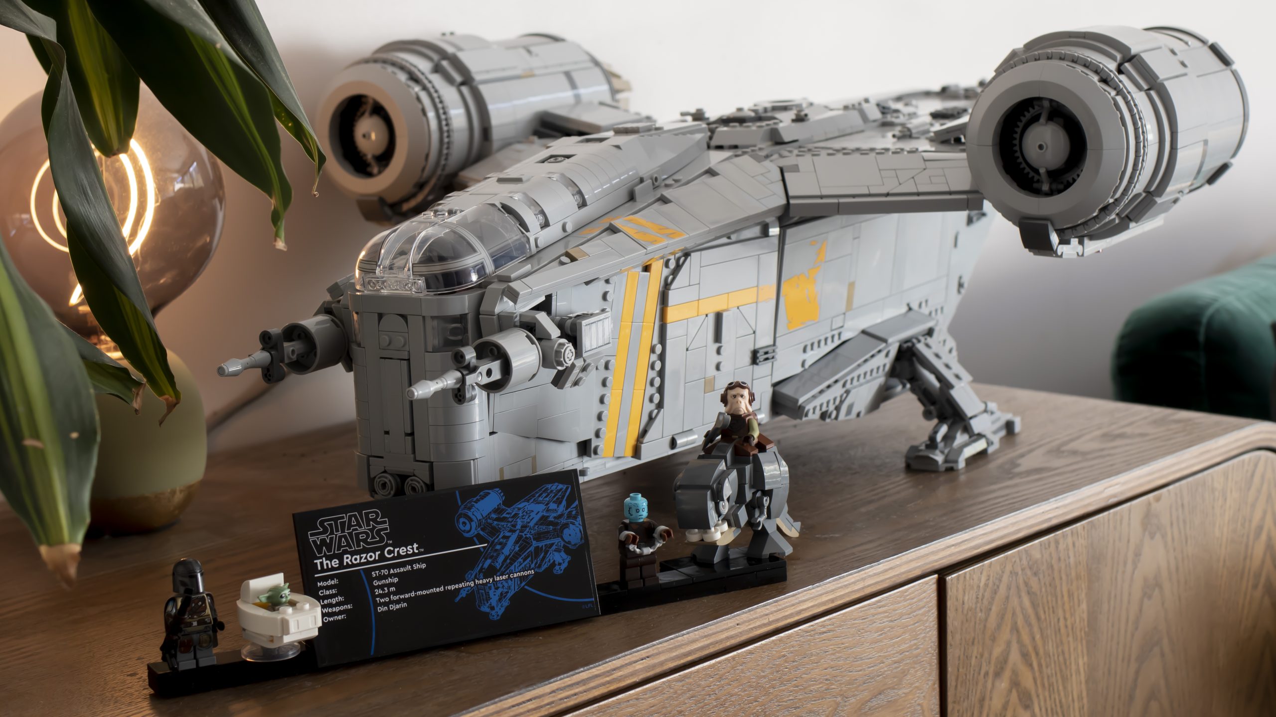 Double remise sur LEGO Star Wars Faucon Millenium UCS