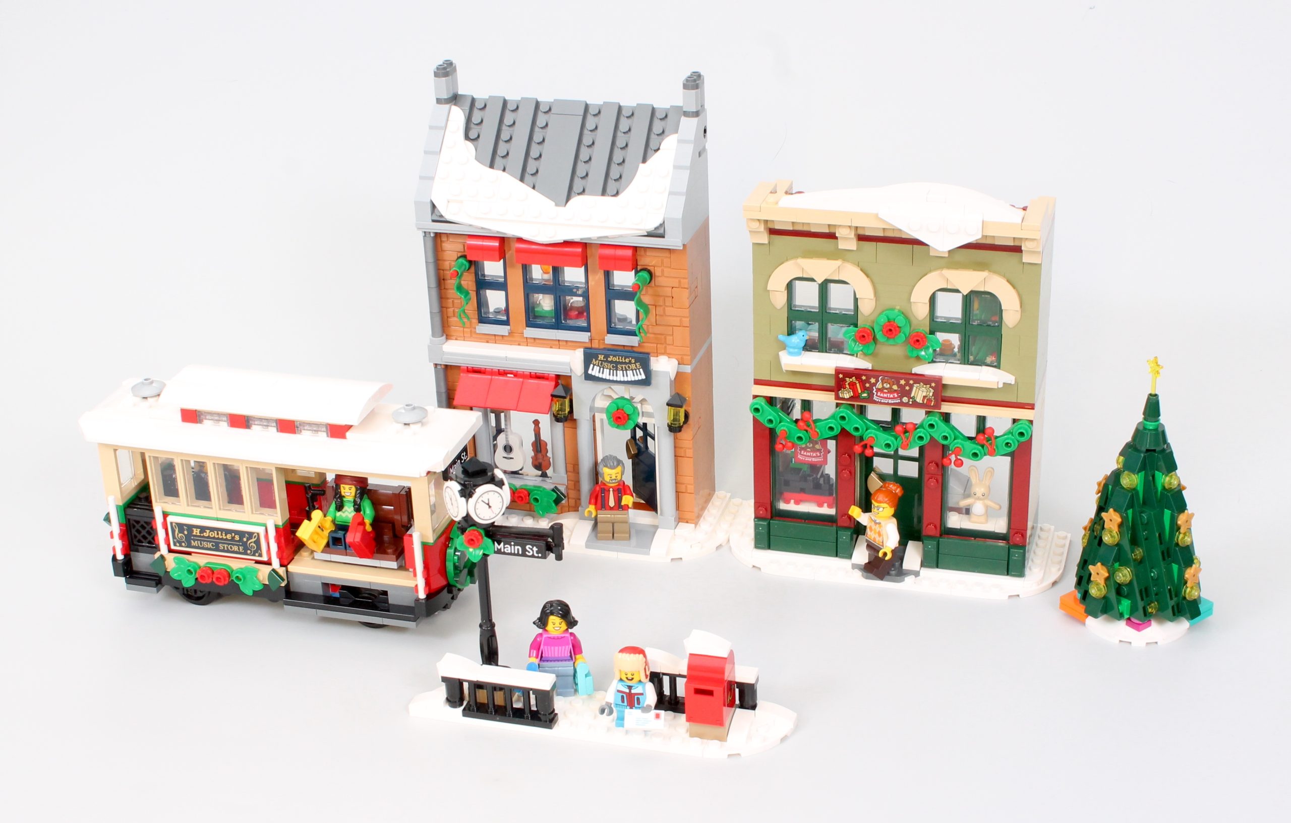 LEGO Icons Winter Village Collection 10308: Holiday Main Street –  Wintertime Retail Therapy [Review] - The Brothers Brick