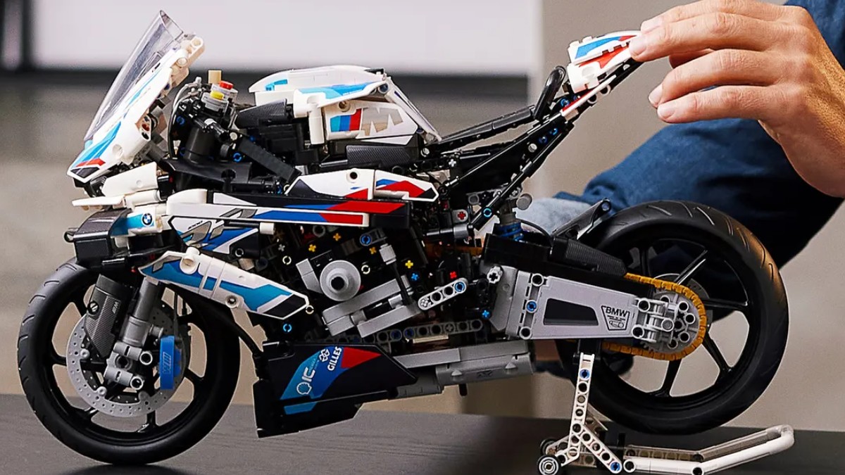 La moto BMW M 1000 RR version LEGO Technic est déjà disponible !