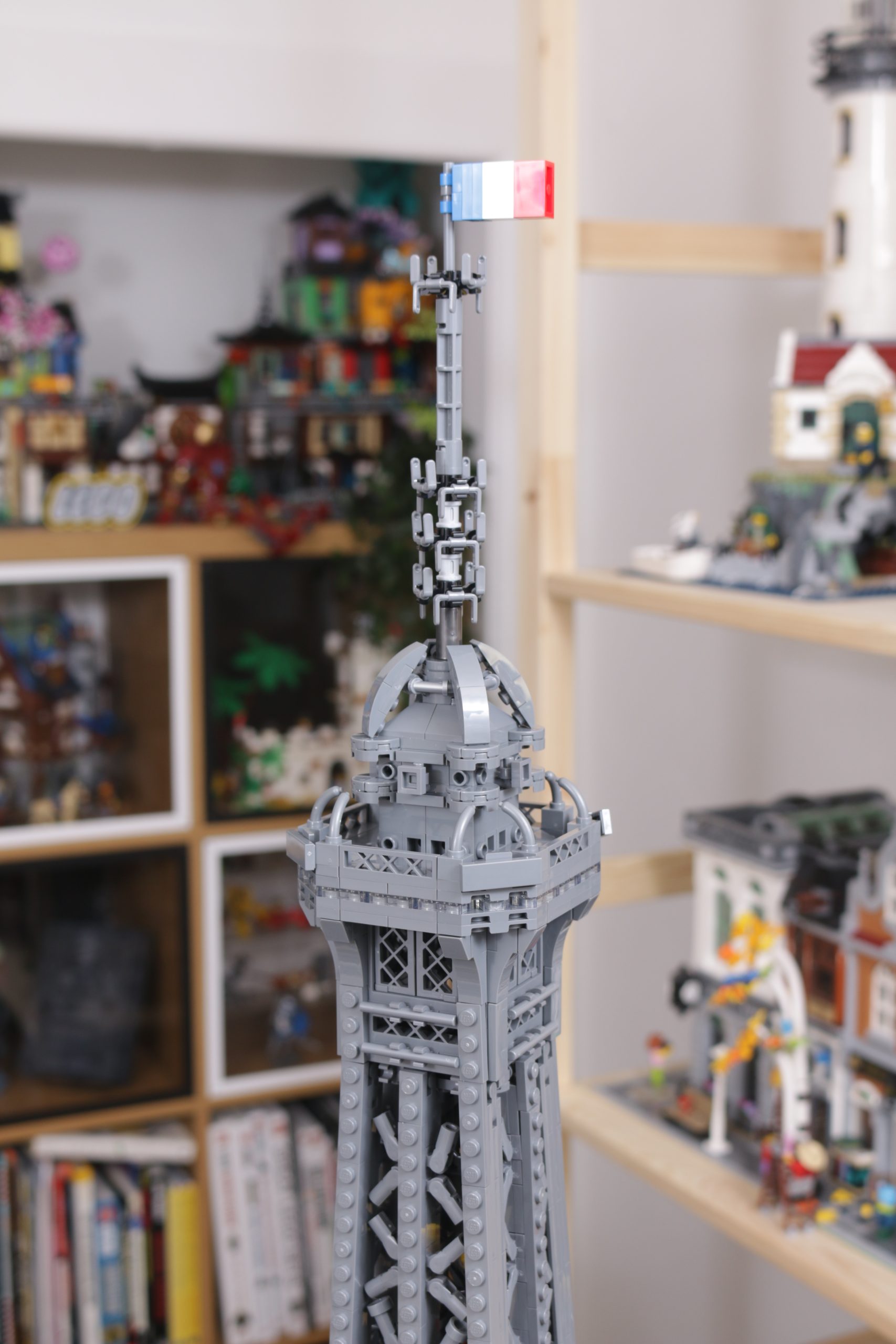 LEGO Icons 10307 Tour Eiffel examen complet et galerie
