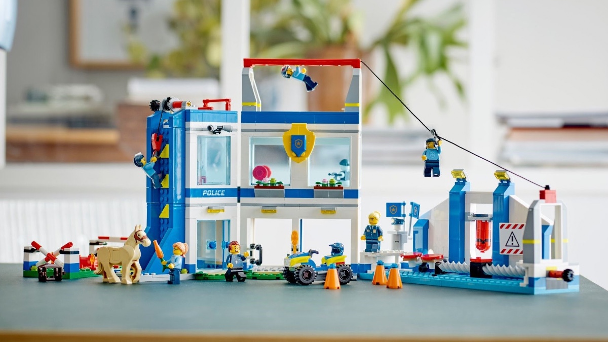 21 new LEGO City 2023 sets available now otters, Wipeout