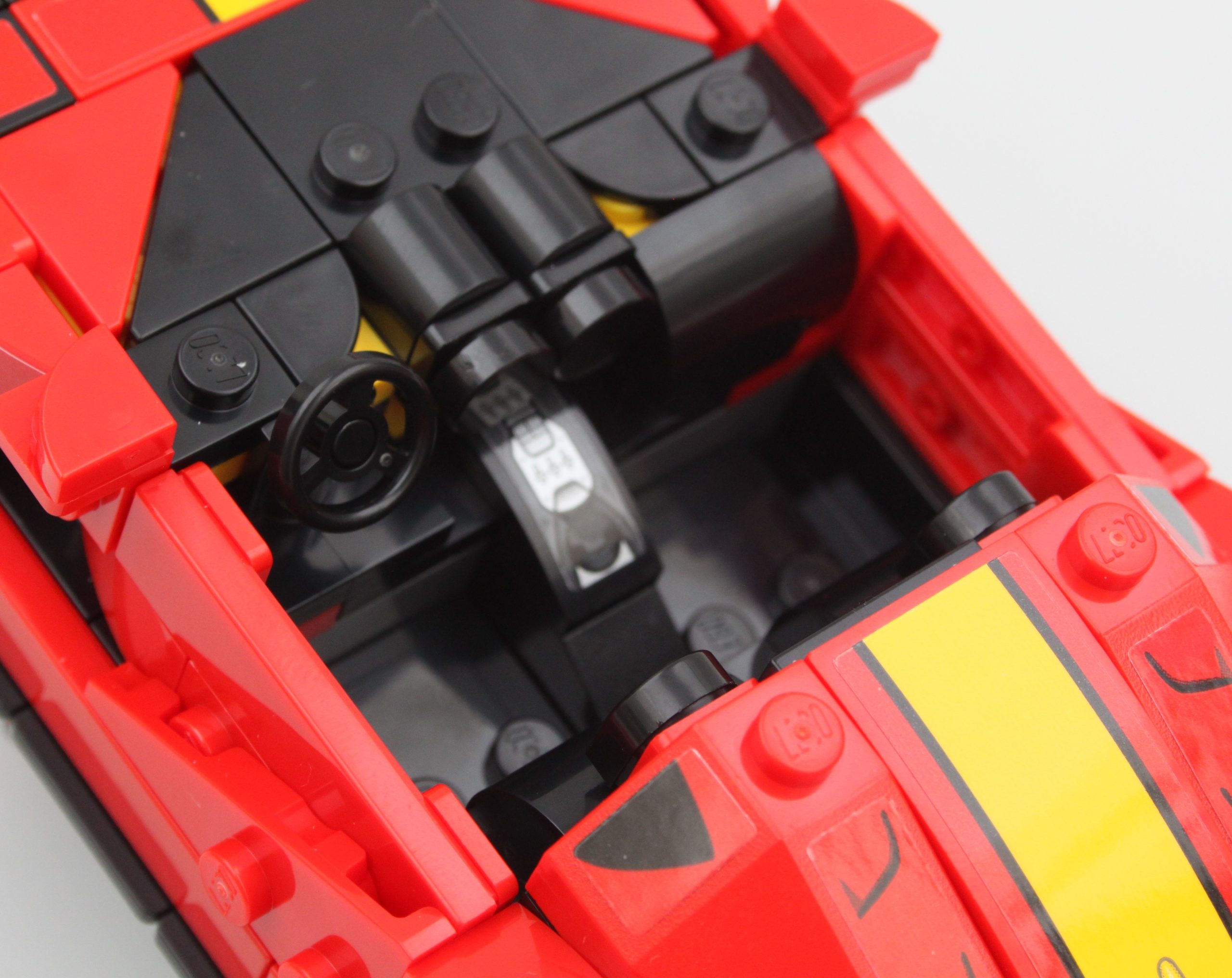 LEGO Speed Champions 76914 pas cher, Ferrari 812 Competizione