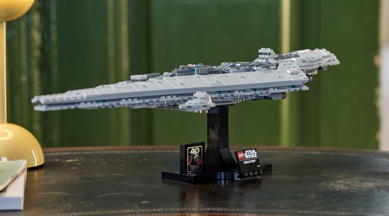 Lego 10221 Super Star Destroyer Executor USC - Lego Star Wars Ultimate  Collector Series