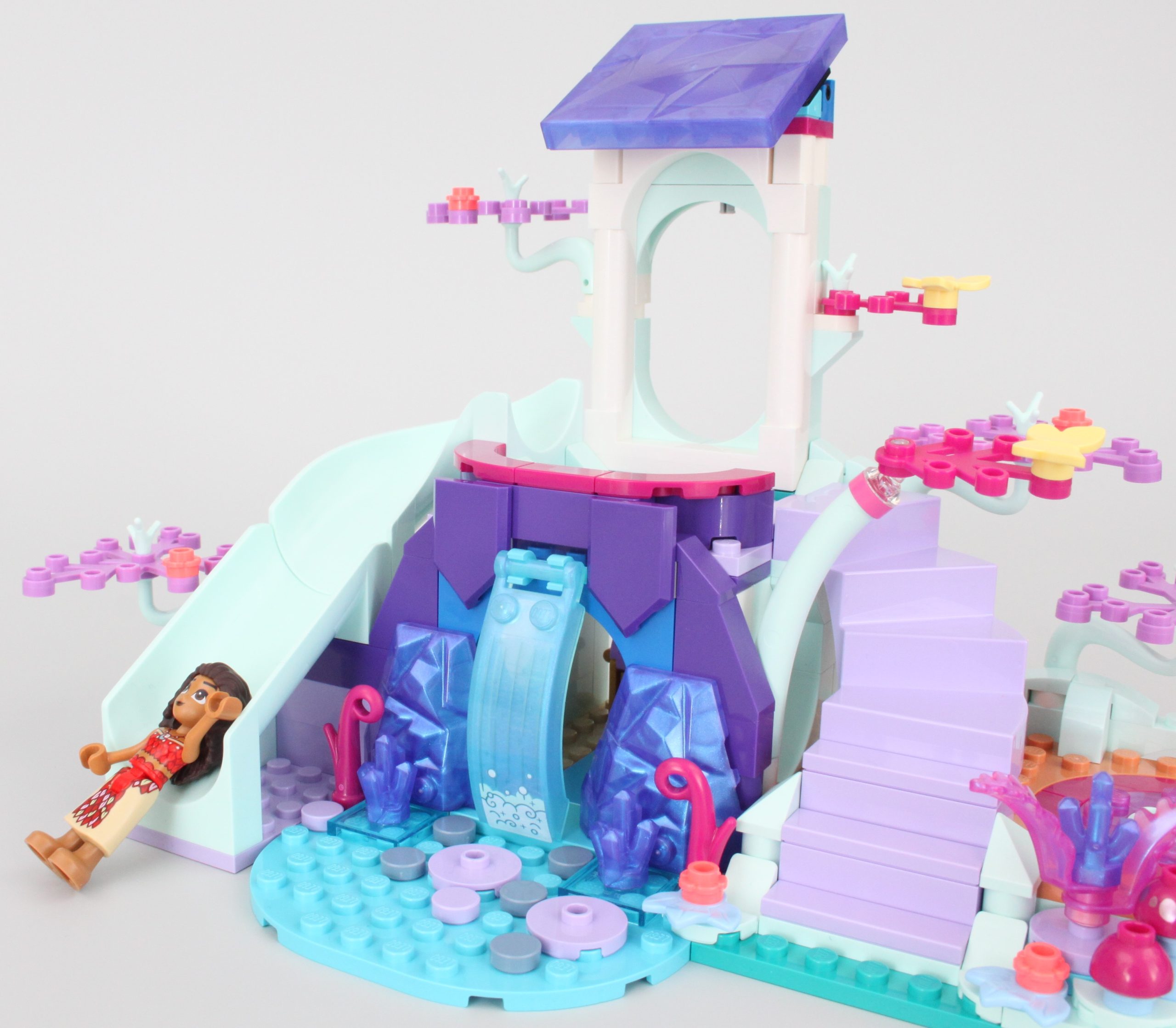Lego Disney La Casa sull'Albero Incantata - 43215, acquista su Hidrobrico