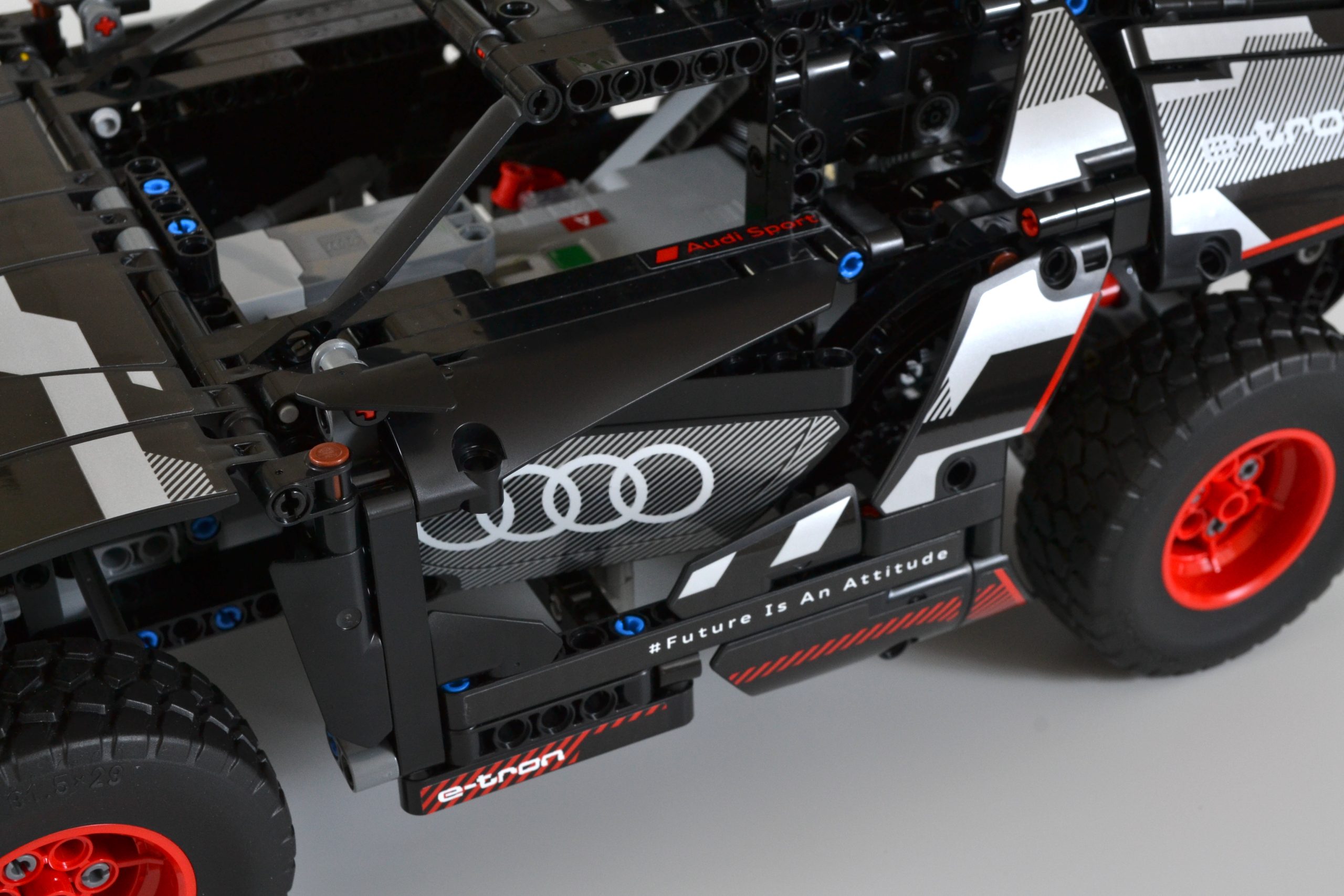 Lego Technic Audi R8 V10 Plus