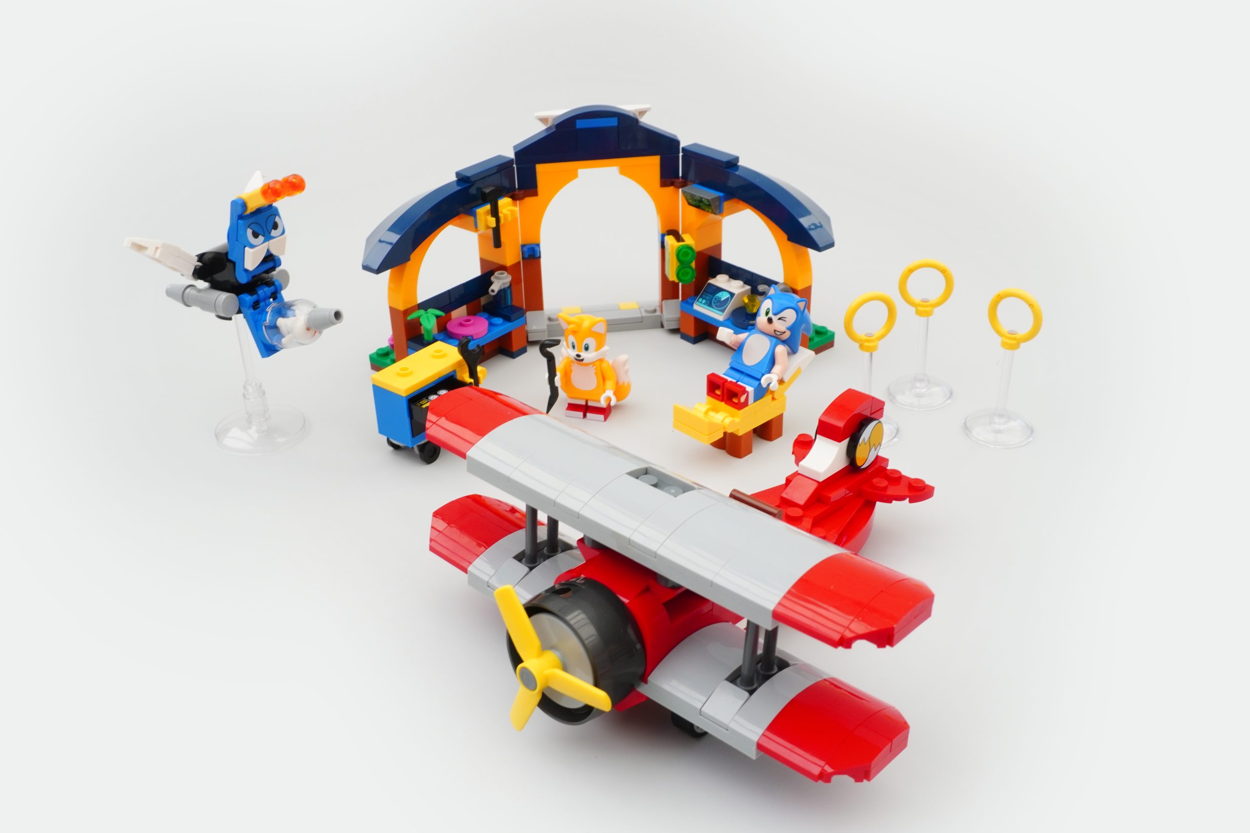 LEGO Sonic Tails' Workshop and Tornado Plane 76991