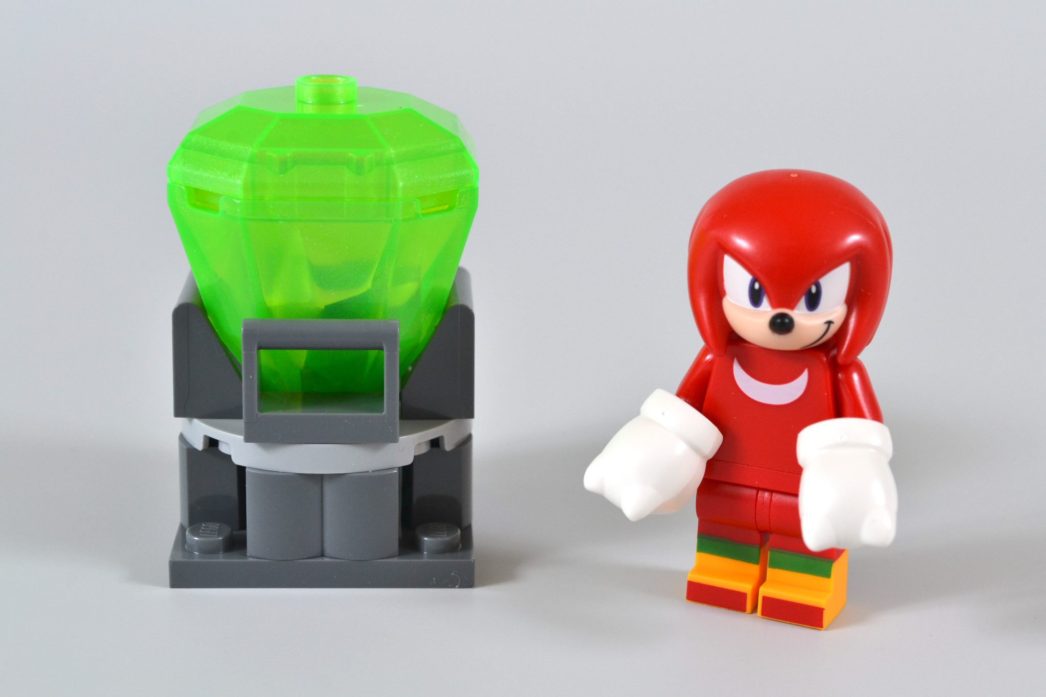 LEGO Schall BrickHeadz Charakteridentit Ten F R 2024 Gemunkelt   LEGO Sonic The Hedgehog 76996 Knuckles Guardian Mech 19 2048x1365 