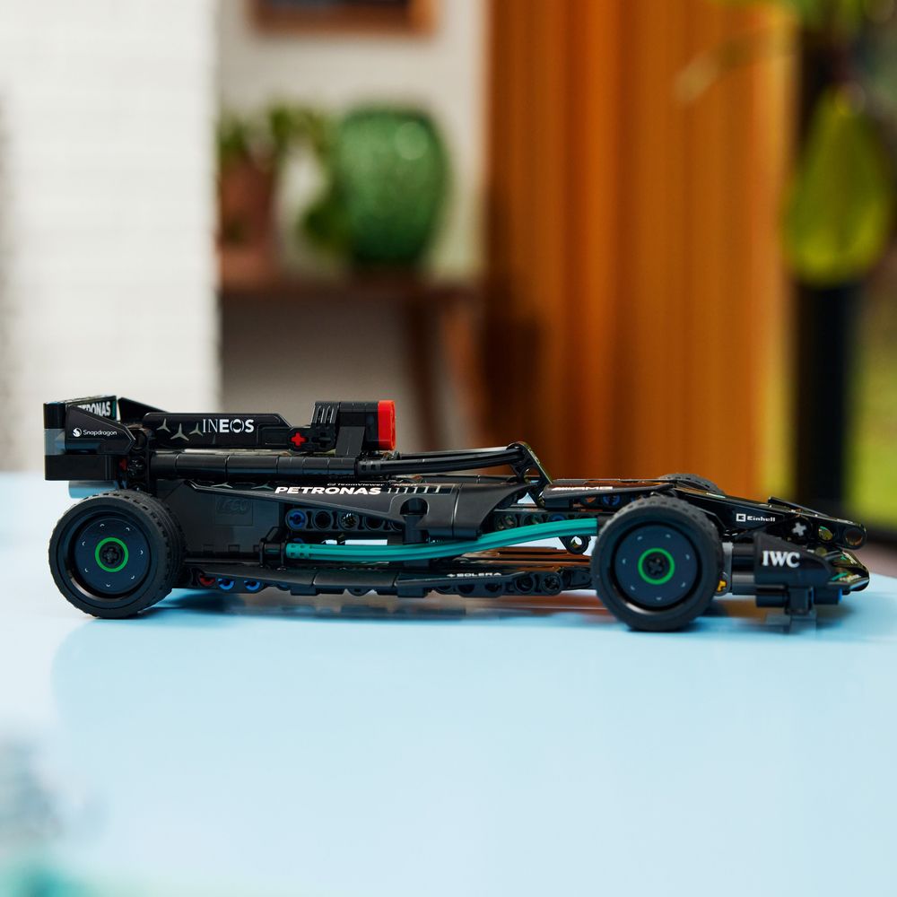 Nouveauté LEGO Technic 42171 Mercedes-AMG F1 W14 E Performance - HelloBricks