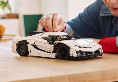 LEGO Technic 42184 Koenigsegg Jesko Absolut White Hypercar officially revealed