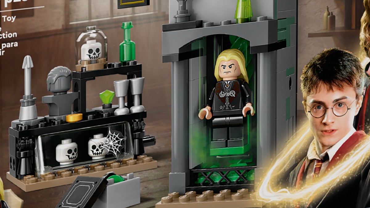 LEGO Harry Potter 40695 Borgin and Burkes: Floo Network revealed