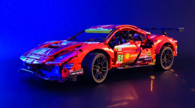 LEGO Technic 42125 Ferrari 488 GTE “AF Corse #51” [Review] - The