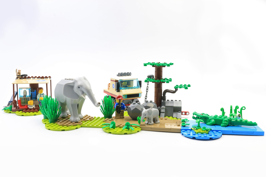 LEGO City Wildlife 60301 - Le tout-terrain de sauvetage des animaux  sauvages pas cher 