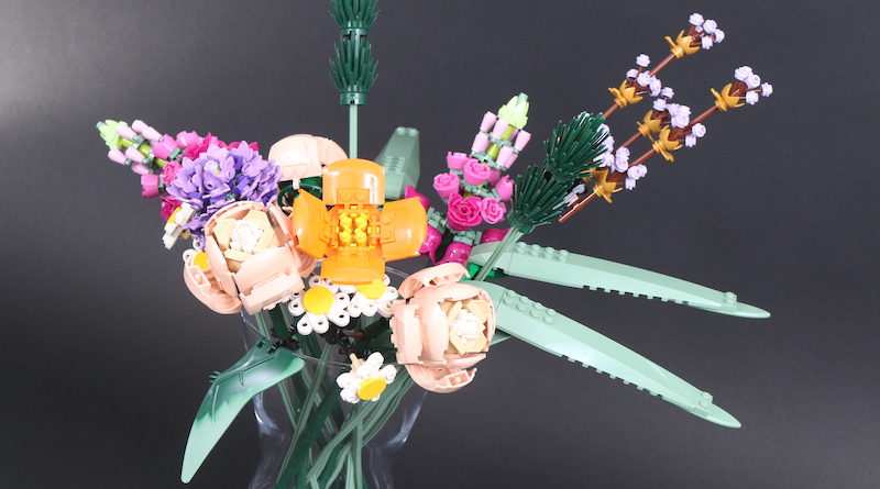 LEGO Botanical Collection 10280 Flower Bouquet review and gallery