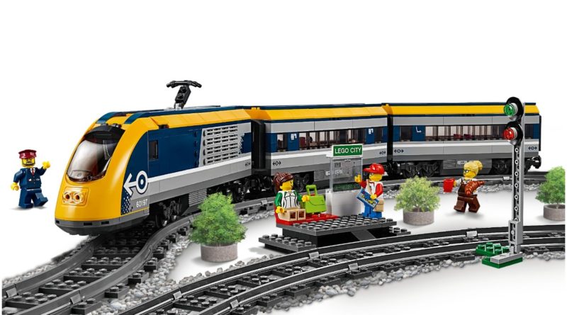L'epico treno LEGO per adolescenti sulla buona strada per battere il record  mondiale