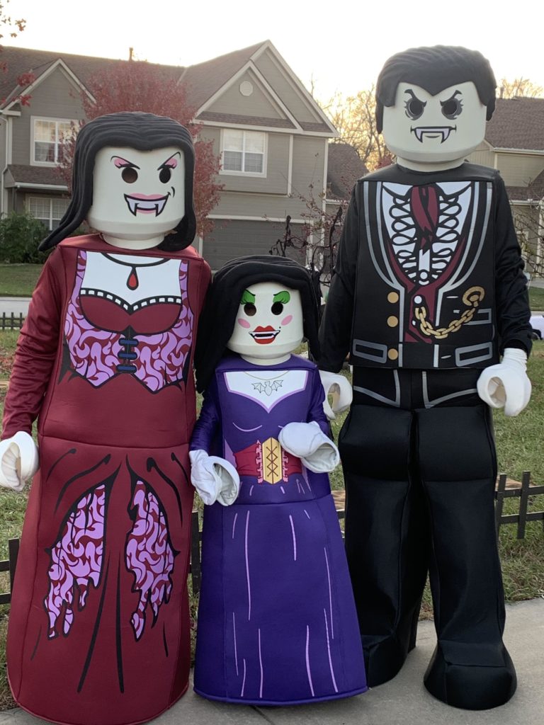 Echa un vistazo a estos increíbles (y aterradores) disfraces de Halloween  de LEGO