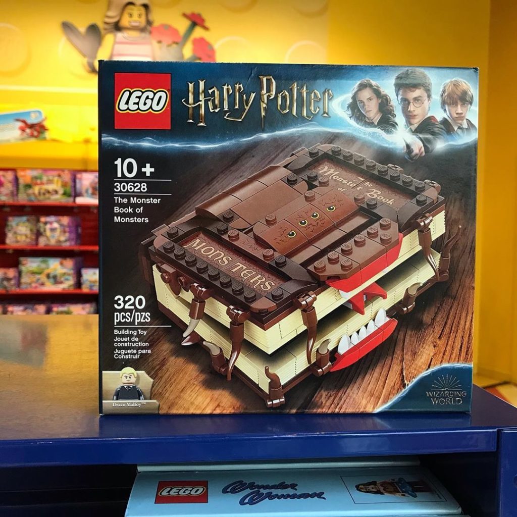 LEGO Harry Potter 30628 Le livre des monstres des monstres en vente chez  Barnes & Noble