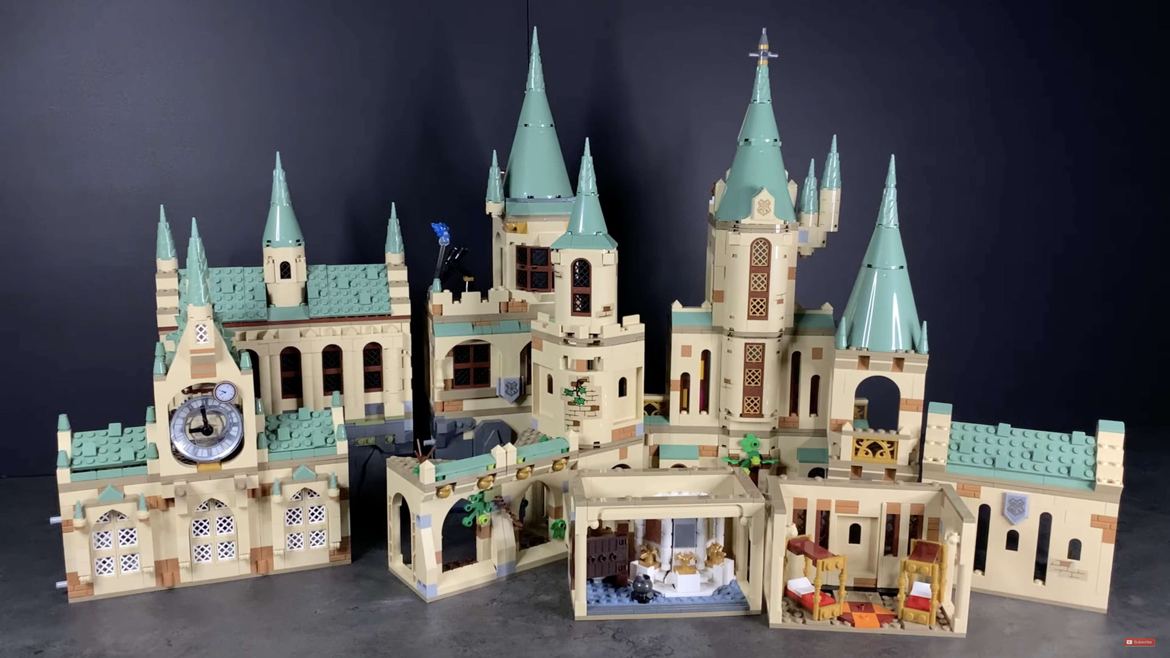 Comparing & Combining EVERY LEGO Harry Potter Hogwarts Castle 2018-2020 vs  2021-2022 