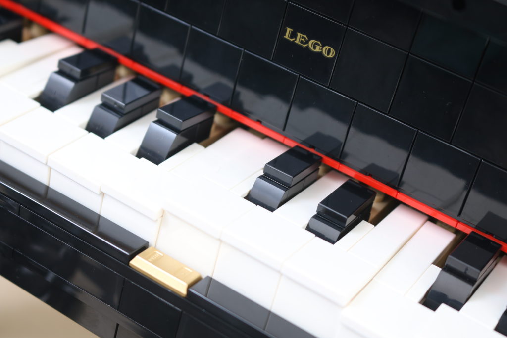 LEGO Ideas Pianoforte a Coda