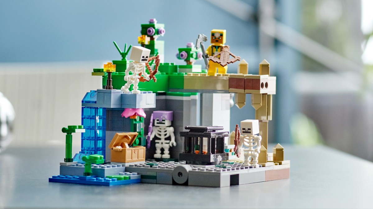 Minecraft Lego sets The Cave and The Farm revealed