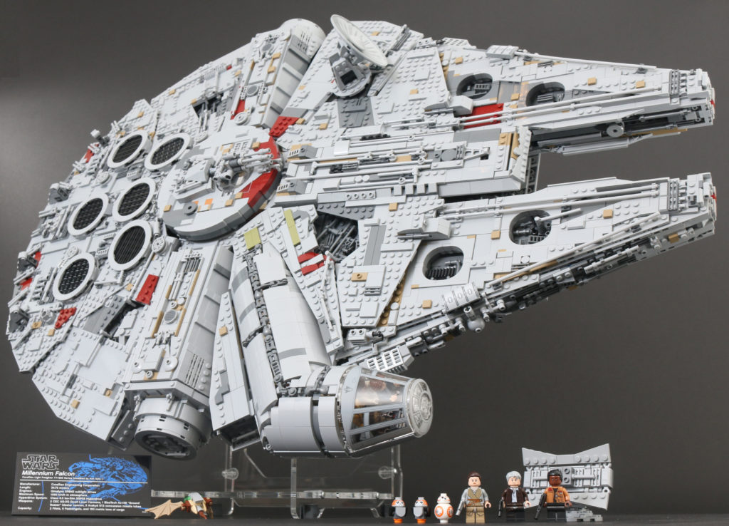 LEGO Star Wars UCS Millennium Falcon (75192) Review - The Brick Fan