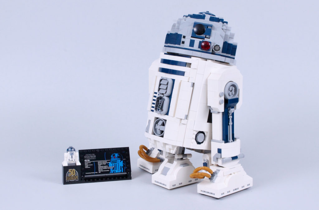 Lego Star Wars 75308 R2-D2 - Lego Speed Build Review 