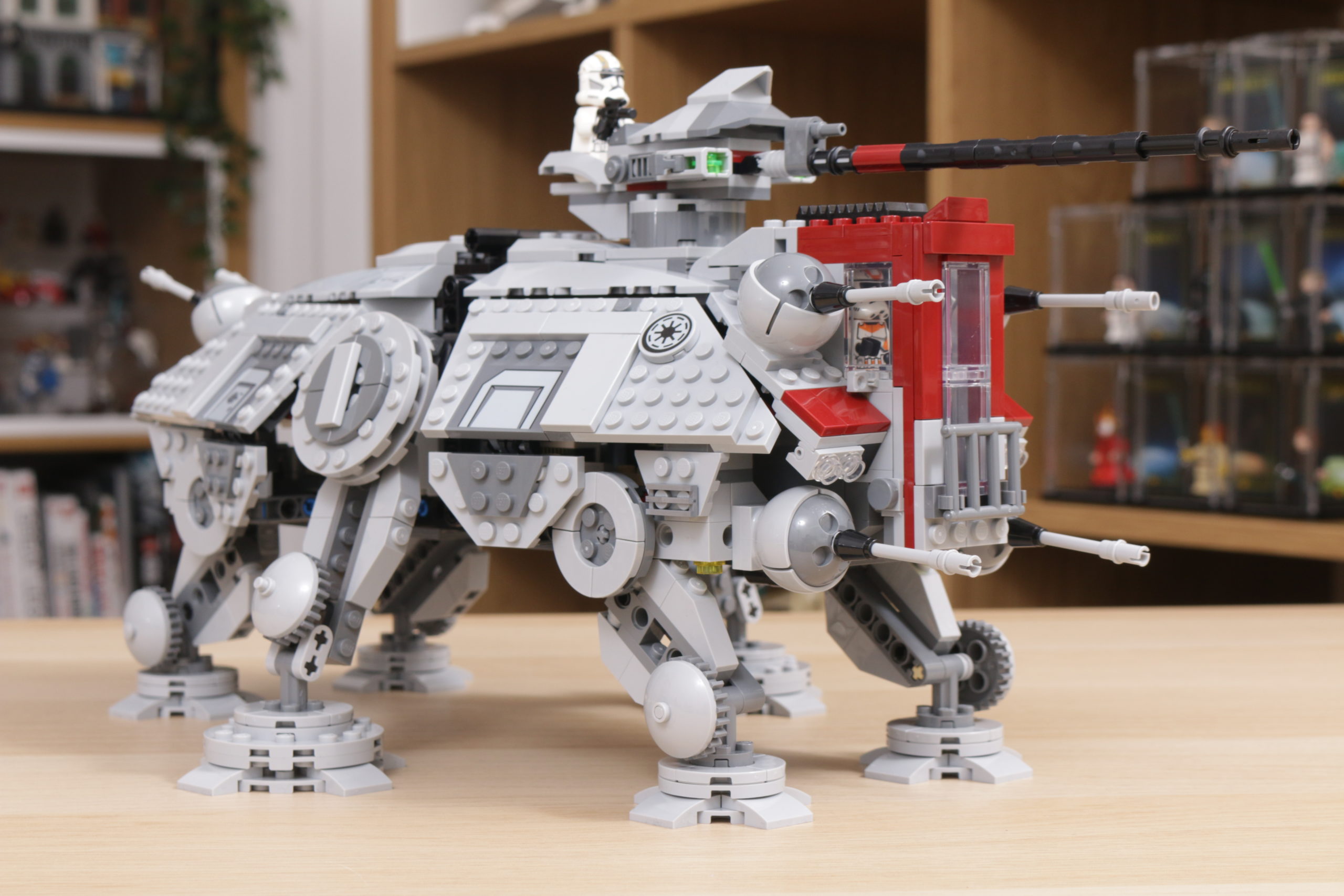 LEGO Star Wars 75337 AT-TE Walker review and gallery