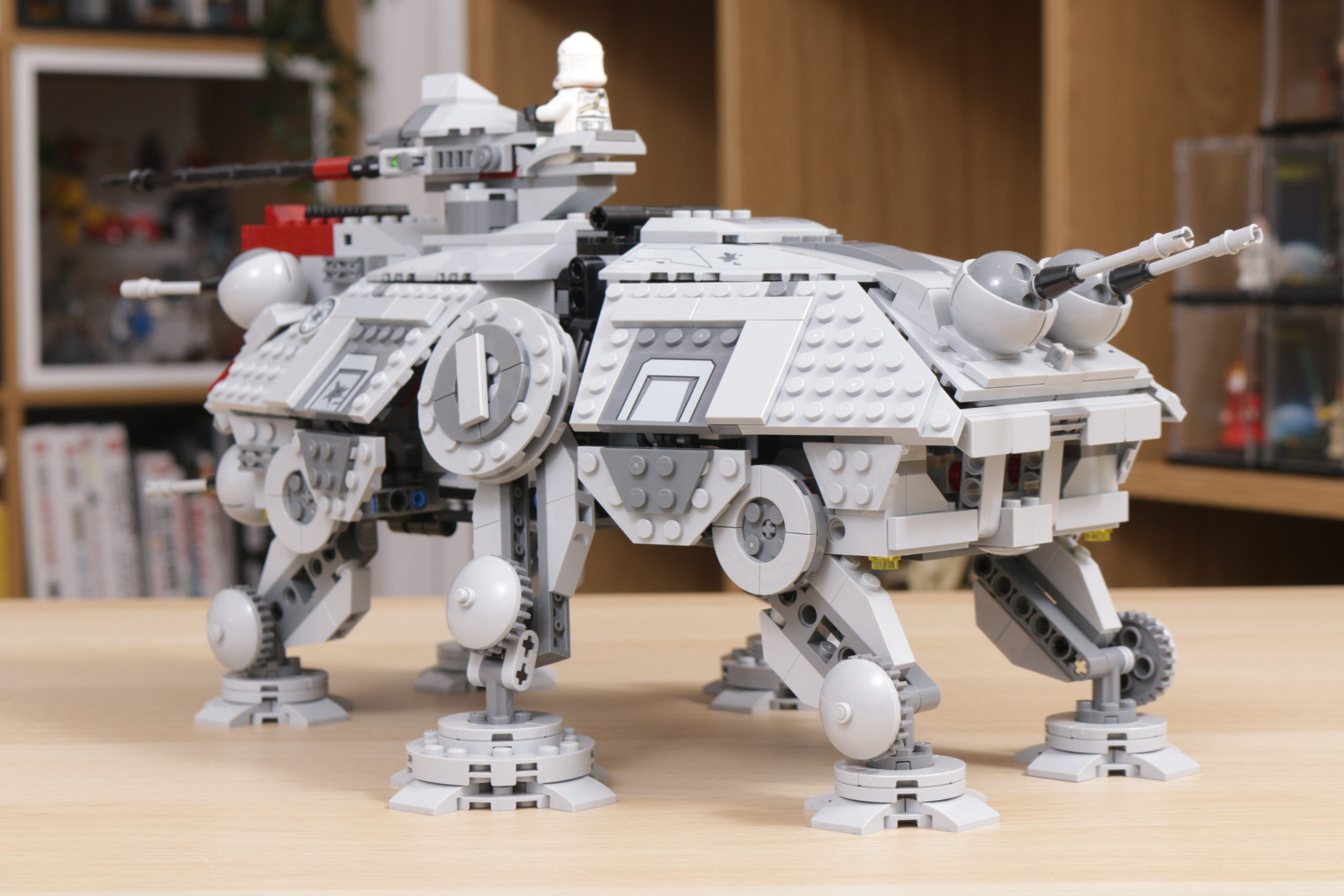 75337 LEGO Star Wars AT-TE Walker [Review] - The Brothers Brick