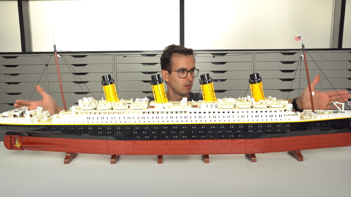 The GIANT LEGO Titanic (10294) Official Set IMAGES! (November 2021 Release)  