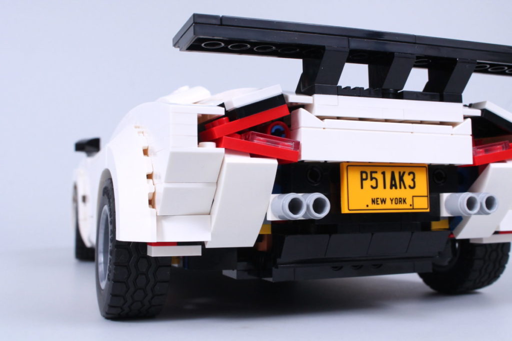 Two Ways You Can Build The Lamborghini Countach That Lego Won't